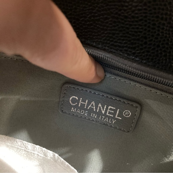 COPY - Chanel Authentic Quilted Genuine Leather Boy Bag Purse Handbag Black Sil… - Picture 9 of 10